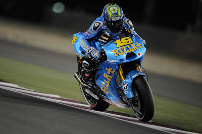 Rizla_Suzuki_MotoGP_GSV-R_2011_Alvaro_Bautista_08_3000x2000