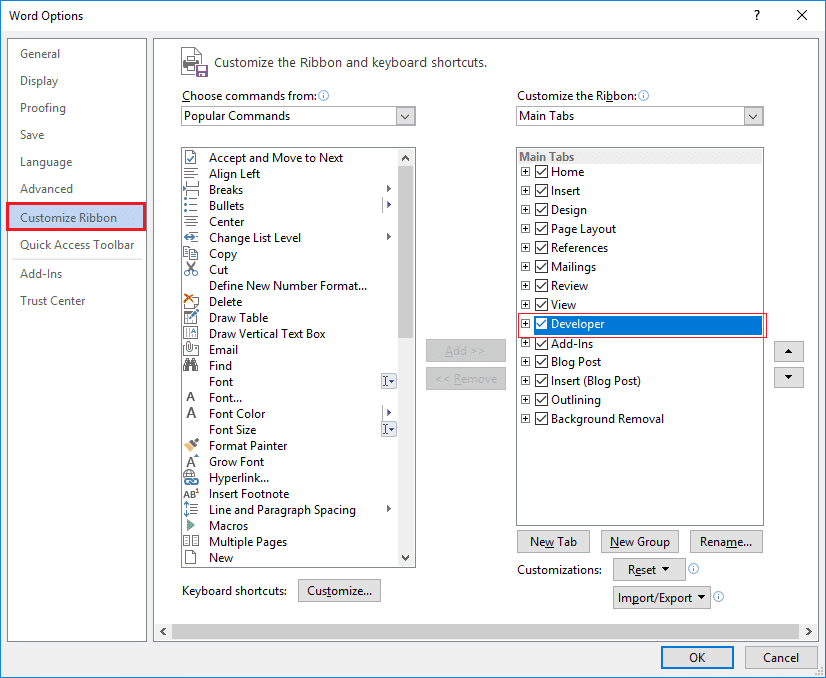 Dans la section Personnaliser le ruban, cochez l'option Développeur