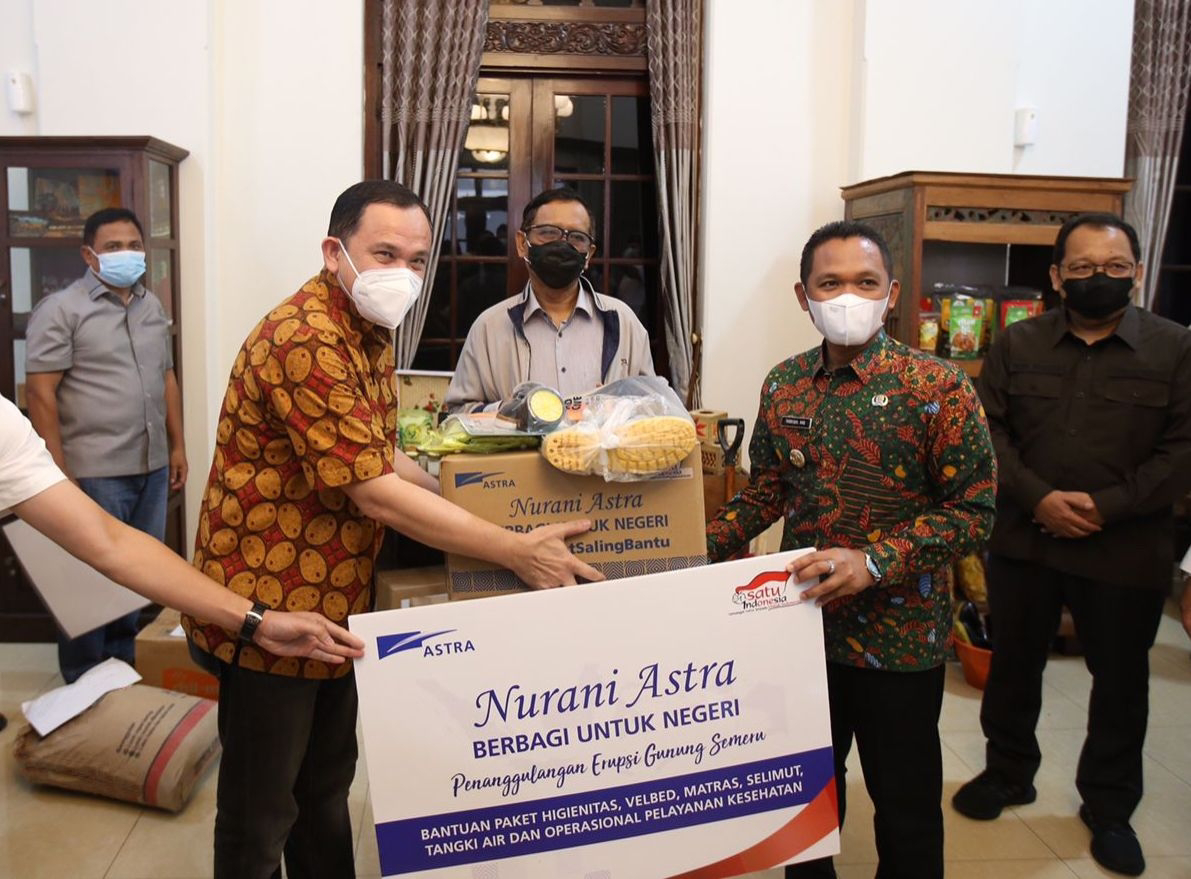 Grup Astra Bantu Salurkan Bantuan Awal Rp 4,4 Miliar Buat Korban Bencana Alam Gunung Semeru