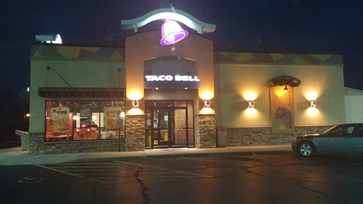 Mexican Restaurant «Taco Bell», reviews and photos, 1243 Crossing Meadows Dr, Onalaska, WI 54650, USA