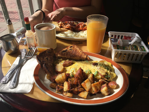 Breakfast Restaurant «Fountain Place», reviews and photos, 232 Essex St, Salem, MA 01970, USA