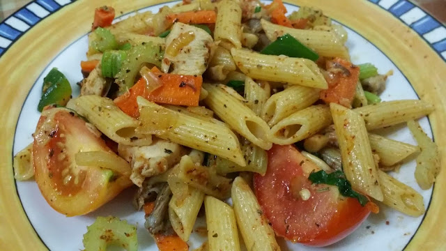 ZULFAZA LOVES COOKING: Pasta penne goreng