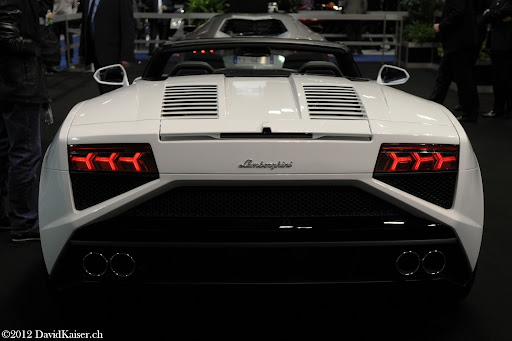 first-live-pictures-2013-lamborghini-gallardo-spyder-facelift-001