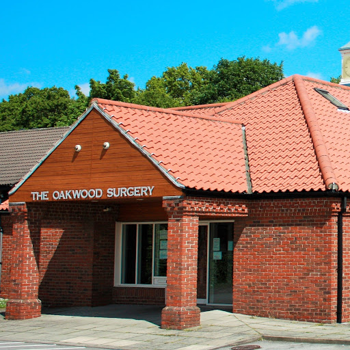 The Oakwood Surgery logo