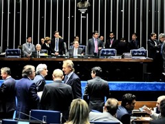 1 - Senado aprova MP que altera regras de pensão por morte, auxílio-doença e fator previdenciário