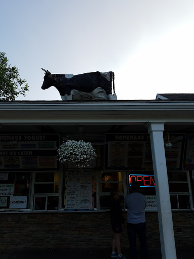 Ice Cream Shop «White Farms Ice Cream», reviews and photos, 326 High St, Ipswich, MA 01938, USA