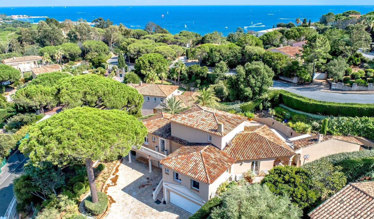 Villa avec piscine et terrasse Sainte-Maxime