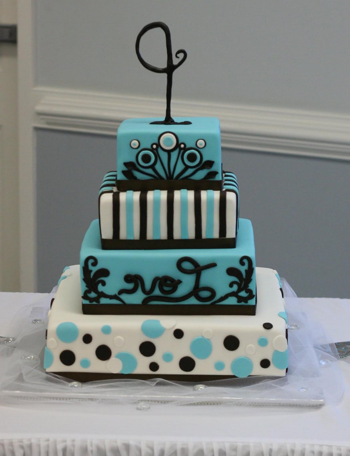 Fondant covered wedding cake