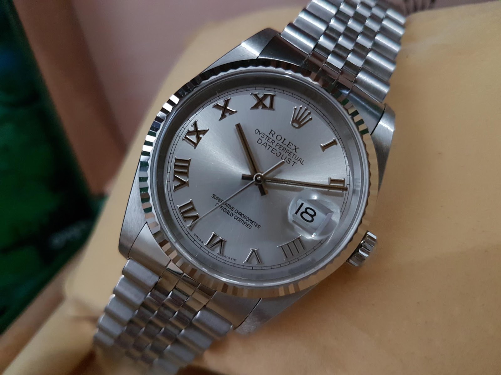 beli rolex bekas