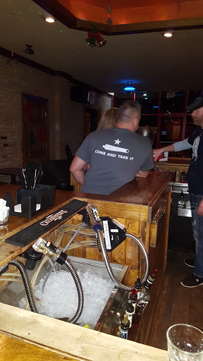 Bar «Maneuvers», reviews and photos, 118 E Jefferson St, Joliet, IL 60432, USA