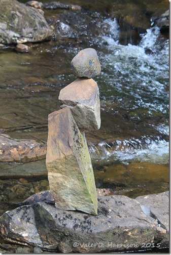 11-balanced-stones