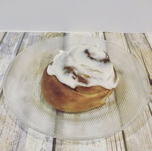 Air Fryer Cinnamon Rolls - 40 Aprons