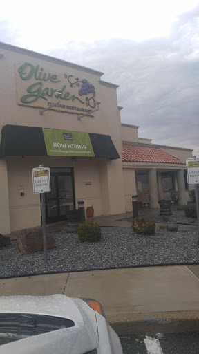 Italian Restaurant «Olive Garden», reviews and photos, 1380 Boston Rd, Springfield, MA 01119, USA