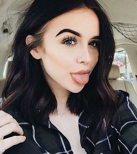 30 Short Dark Brown Hairstyles Ideas In 2019 Fashionist Now