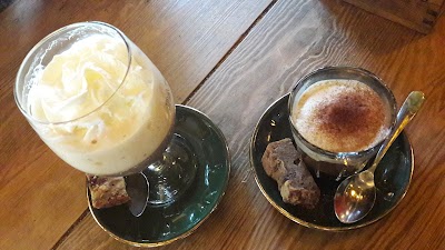 Photos of Dansing Chocola