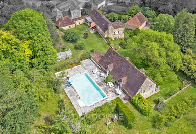 Property with pool 2