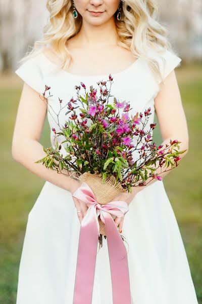 Wedding photographer Sergey Timofeev (sergo-oof). Photo of 6 May 2019