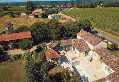 Maison avec piscine et jardin 1