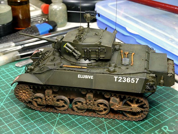 M3A3 Stuart - AFV Club -1/35 GEDC0110_800x600