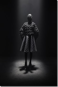 6 MONCLER NOIR KEI NINOMIYA_MONCLER GENIUS FW18_SET UP (2)