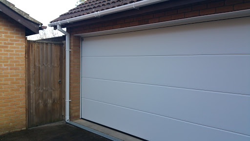 Complete with white U.P.V.C RSJ cover profile and silicone seal.