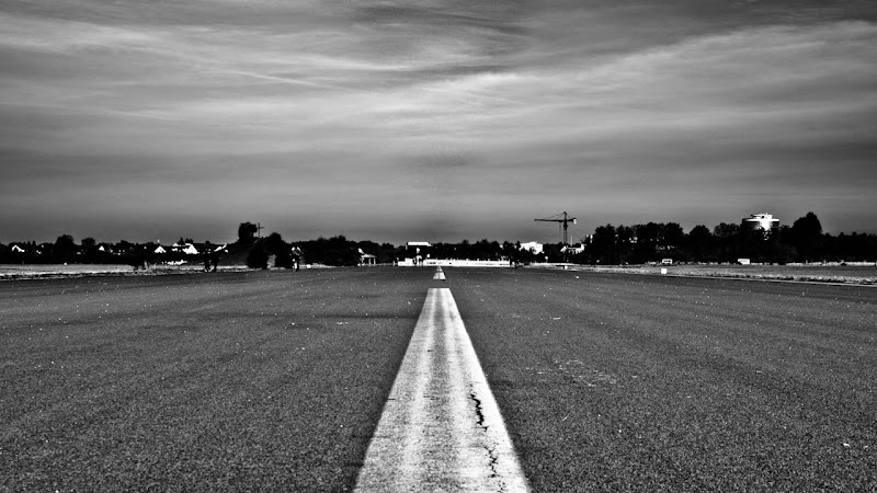 highway to... 20111028_04_ancienne_piste_DSC5761