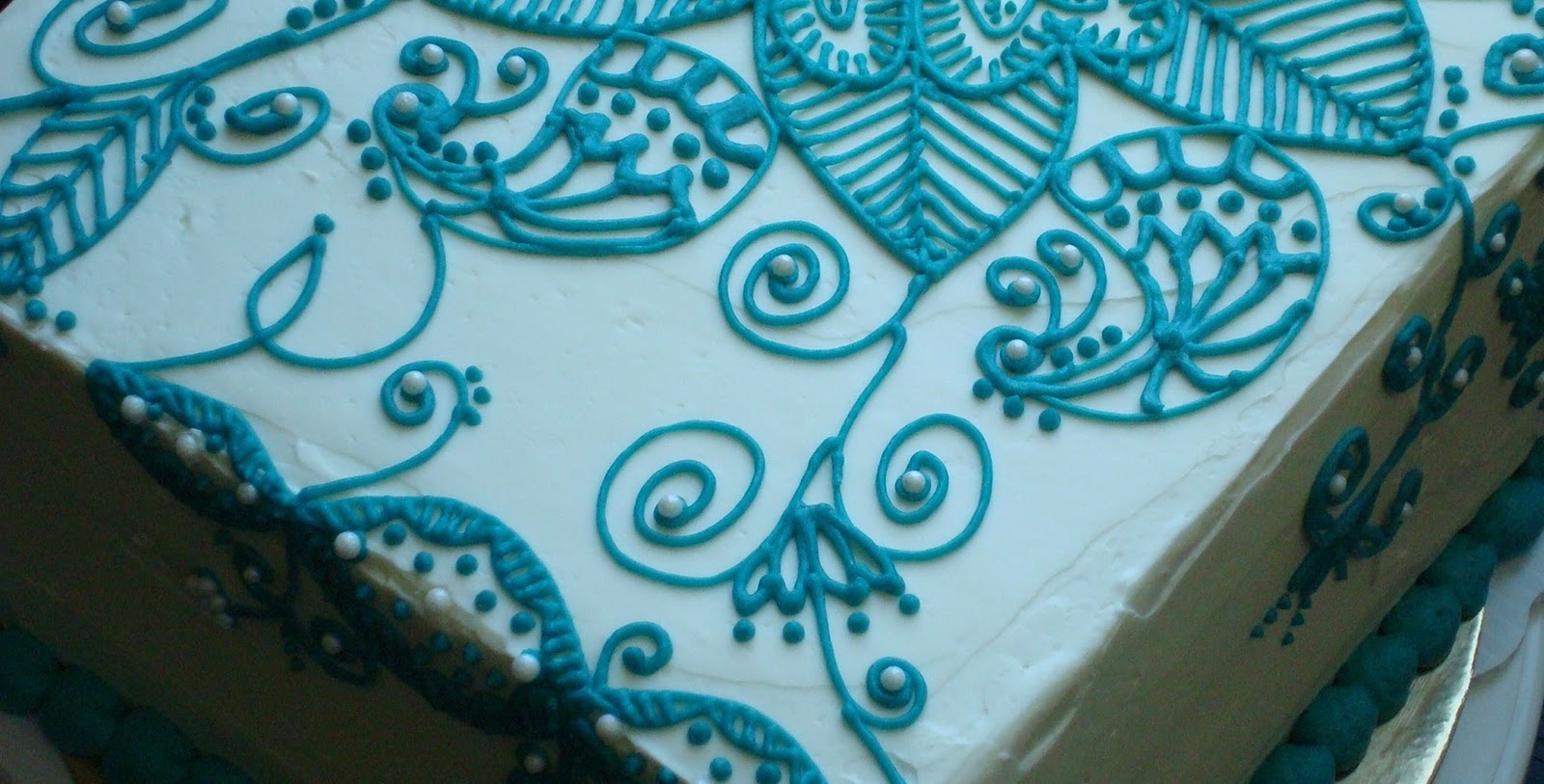 FLOUR SUGAR Henna Cake