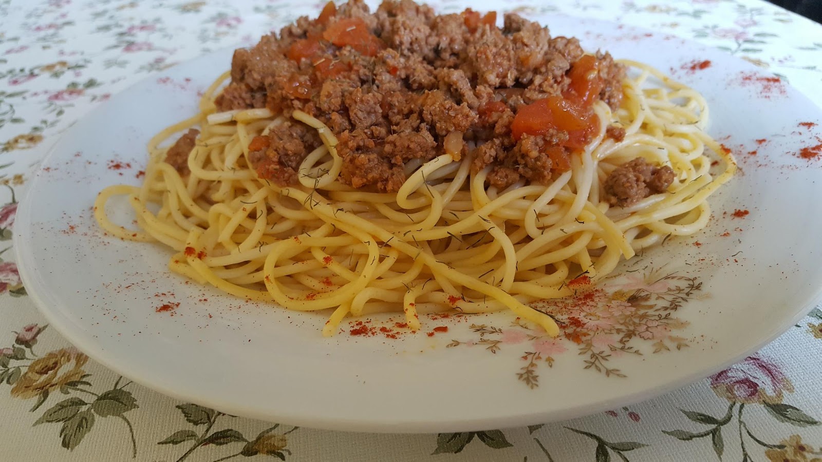 Kıymalı Spagetti Nasıl Yapılır Kıymalı Spagetti Nasıl Yapılır