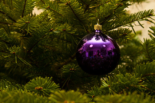 Contrasting Elements