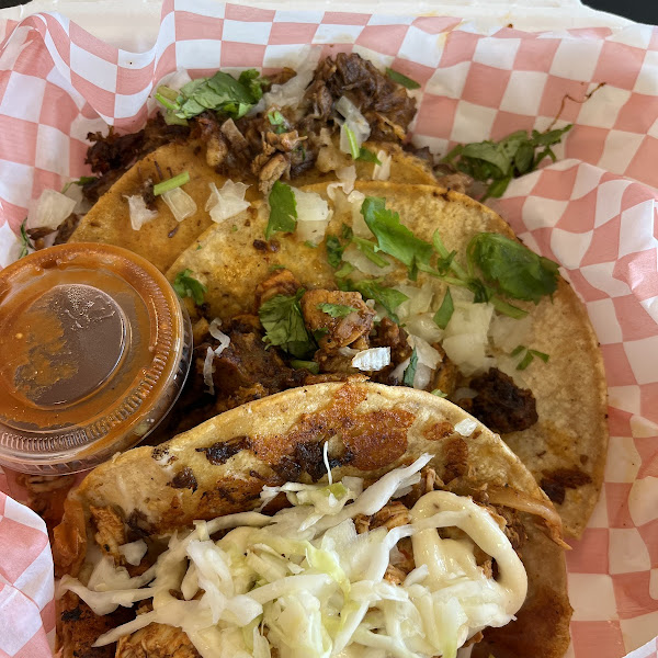 @Los Rolling Tacos - trio of tacos (from back to front: Birria, Al Pastor, Tinga). The Birria was the favourite