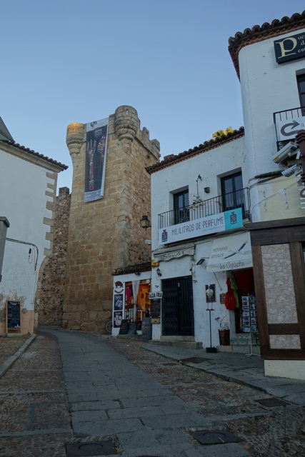 Recorriendo Extremadura. Mis rutas por Cáceres y Badajoz - Blogs de España - Cáceres capital y su centro histórico, Patrimonio de la Humanidad. (10)