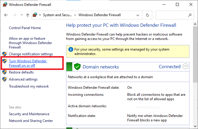 次に、左側のメニューで[WindowsDefenderFirewallをオンまたはオフにする]オプションを選択します