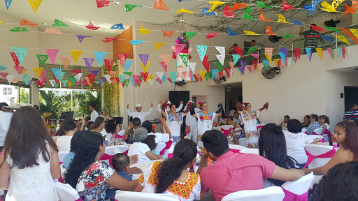 All Stars Eventos, Avenida Emiliano Zapata 271, Leona Vicario, 77016 Chetumal, Q.R., México, Salón para eventos | QROO