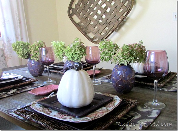 Autumn dining tablescape