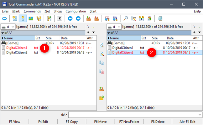 De twee bestanden selecteren om te vergelijken in Total Commander
