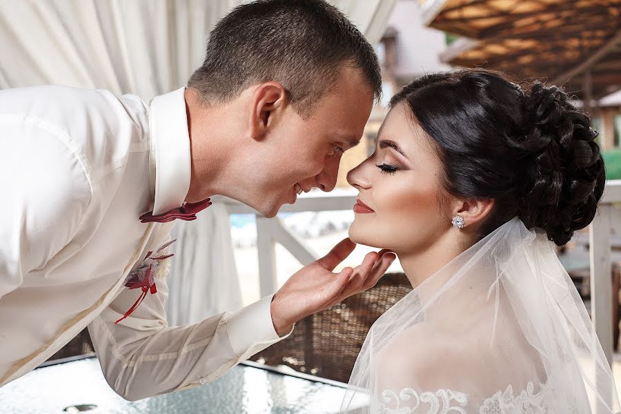 Wedding photographer Sergey Mikhnenko (sergnovo). Photo of 16 July 2017