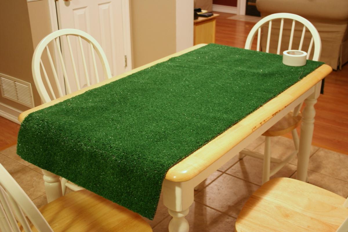 football field table runner