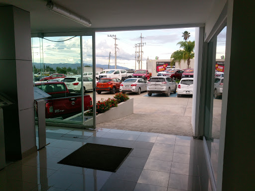 Nissan Torres Corzo Matehuala, Carretera Matehuala - San Luis Potosí Km. 613, Central, 78790 Matehuala, S.L.P., México, Concesionario de autos | SLP