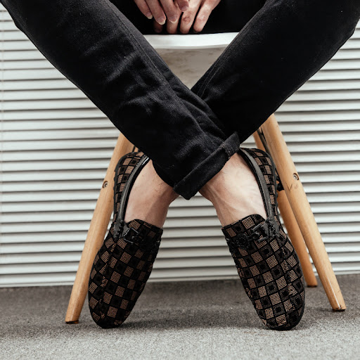 Title 4, Mens leather shoes with soft soles for all-day...