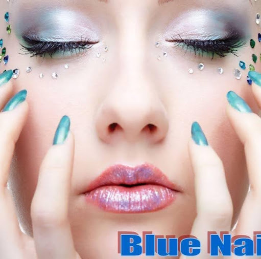 Blue Nails logo