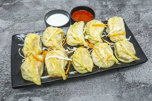 Chicken Steamed Momos [10 Pieces]