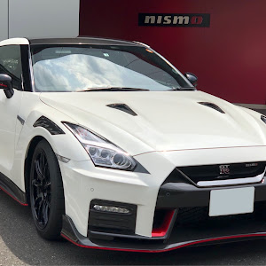 NISSAN GT-R R35