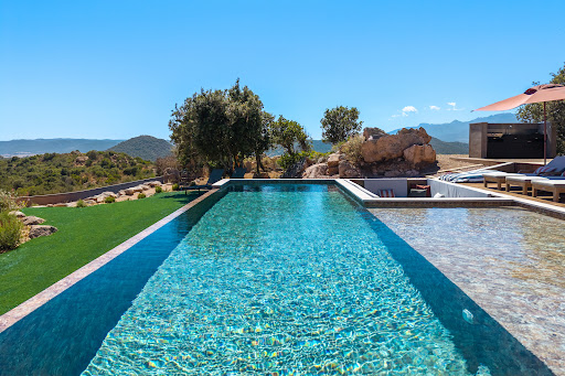Villa with garden and terrace 4