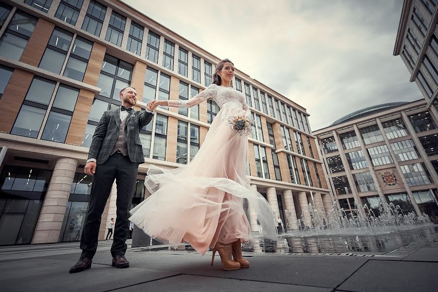 結婚式の写真家Vladimir Shishov (vladimirshishov)。2021 7月25日の写真