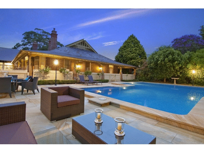 external image Carinya_Animation-Long.gif external image Carinya_Animation-Long.gif