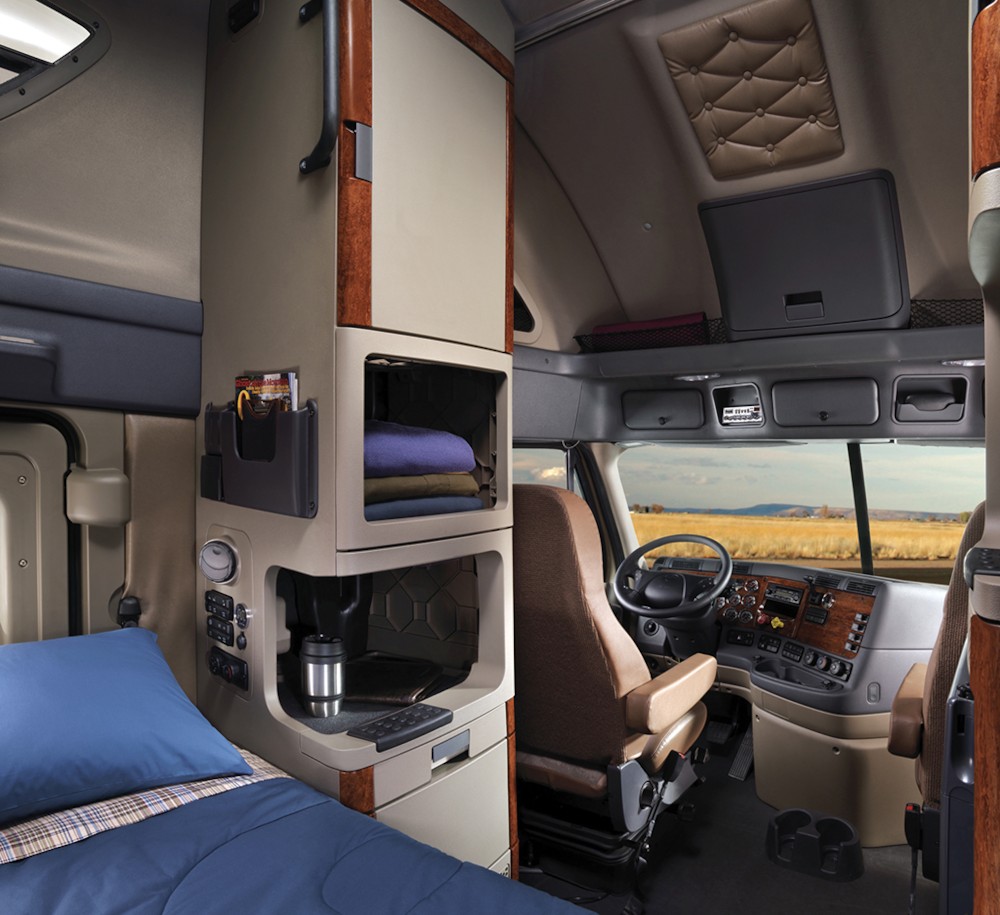 파일:2007_Freightliner_Cascadia_interior.jpg