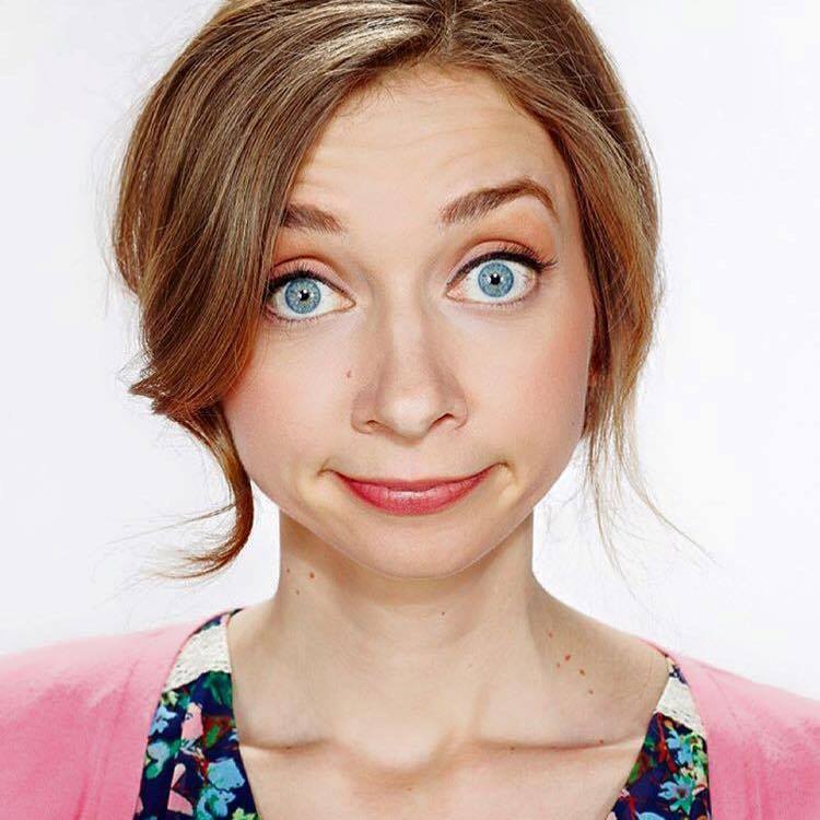 Lauren Lapkus Profile Pics Dp Images.