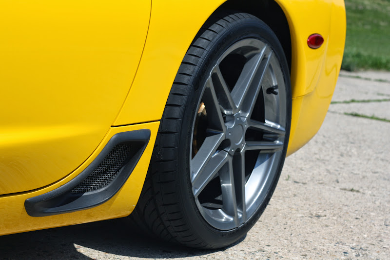Gunmetal rims on Millenium Yellow pics? CorvetteForum Chevrolet
