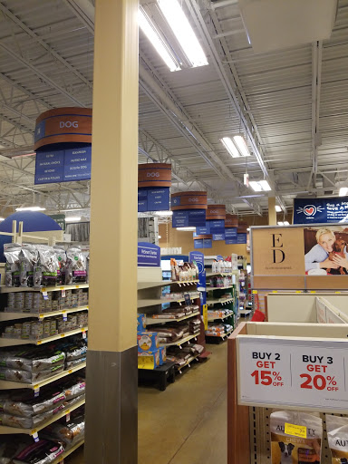 Pet Supply Store «PetSmart», reviews and photos, 5722 S Transit Rd, Lockport, NY 14094, USA