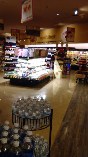 Grocery Store «Safeway», reviews and photos, 905 1st St, Gilroy, CA 95020, USA